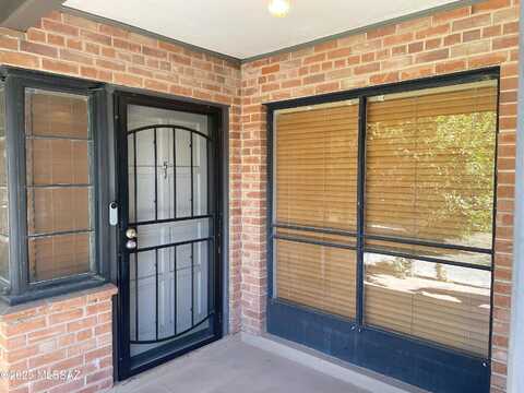 S Alvernon Way #Apt 51, Tucson, AZ 85711