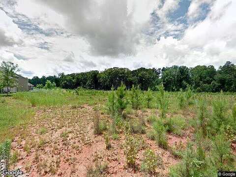 Freshwater Court #E32, Lagrange, GA 30241