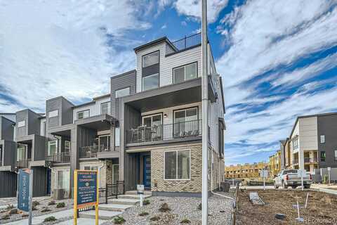 Peak Way, Broomfield, CO 80023