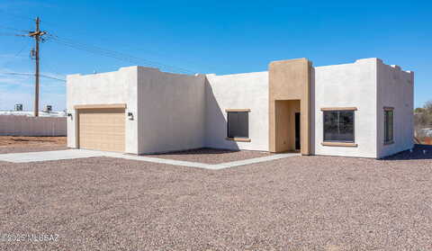 N Twin Lakes Drive Nw, Tucson, AZ 85739