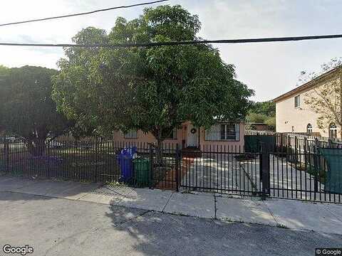 29Th, MIAMI, FL 33135