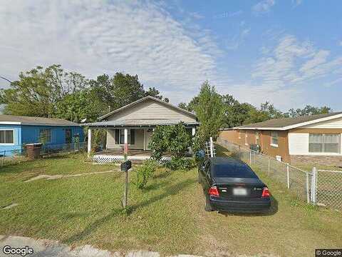 Avenue H, HAINES CITY, FL 33844