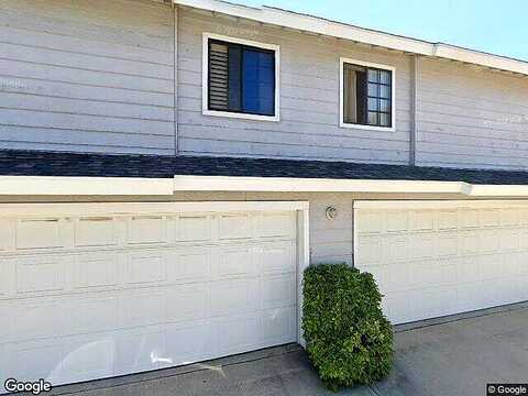 Avocado Street #9 (D-2), Costa Mesa, CA 92627