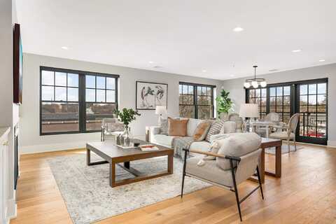 Grand Avenue #301, Saint Paul, MN 55105