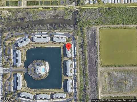 Lake Circle, FORT MYERS, FL 33908