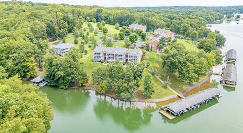 Pointe Shore, MONETA, VA 24121
