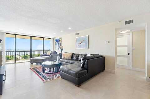 Consulate Pl, West Palm Beach, FL 33401