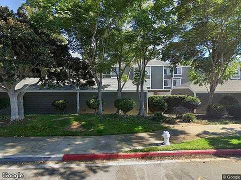 Grayling Bay, Costa Mesa, CA 92626