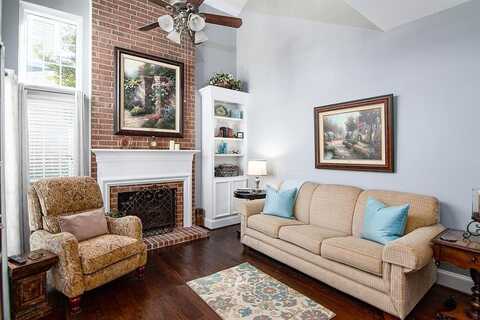 Bentwood, DALLAS, TX 75252
