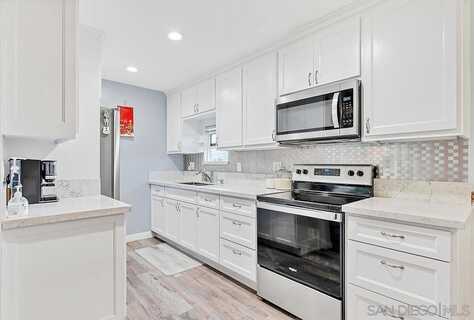 E Bradley Ave #10, El Cajon, CA 92021