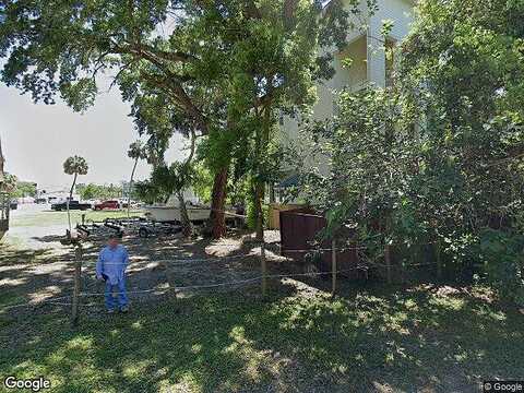 Se 910 Avenue #116, SUWANNEE, FL 32692