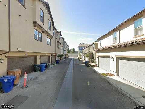 Grapefruit Lane, Piru, CA 93040