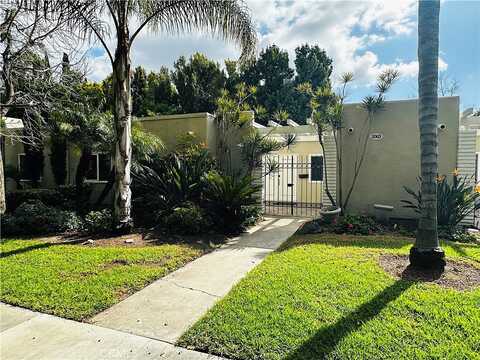 Via Mariposa E #B, Laguna Woods, CA 92653