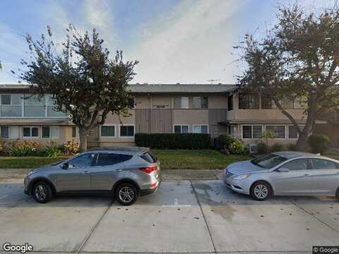 Mckinney Way #21L, Seal Beach, CA 90740