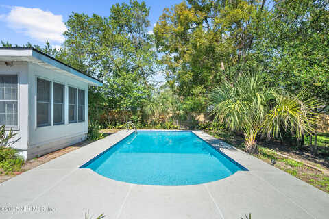 Columbine N Drive, Jacksonville, FL 32211