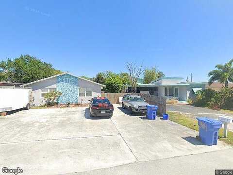 Pine, LANTANA, FL 33462