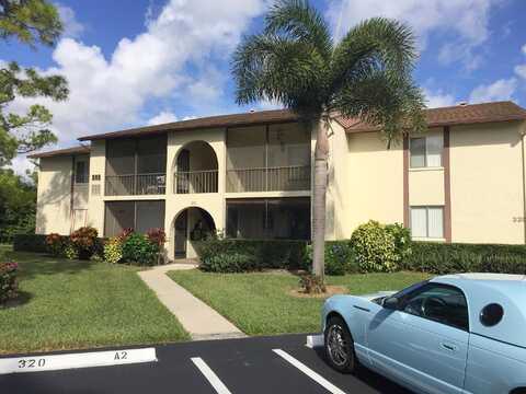 Knotty Pine Cir, Greenacres, FL 33463