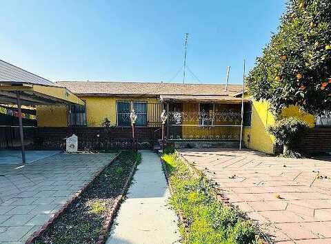 W Barton Square, Fresno, CA 93725