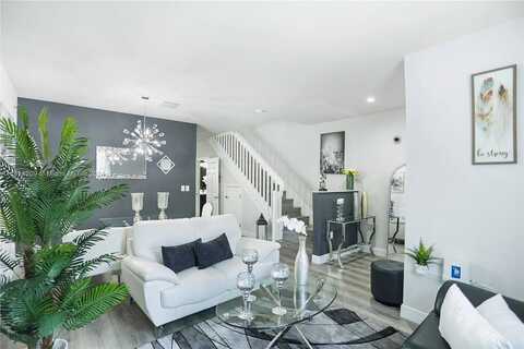 250Th, HOMESTEAD, FL 33032