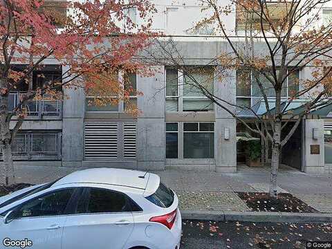 9Th, PORTLAND, OR 97209