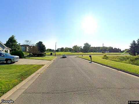 W5789 Amos Rd, Elkhorn, WI 53121