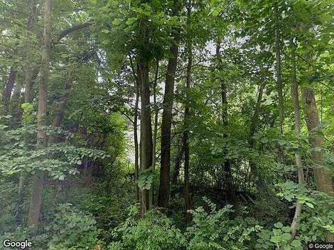 St Augustine Rd, Hubertus, WI 53033