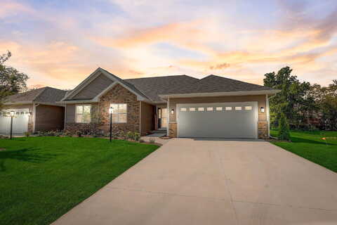 Briarwood Cir, Racine, WI 53402