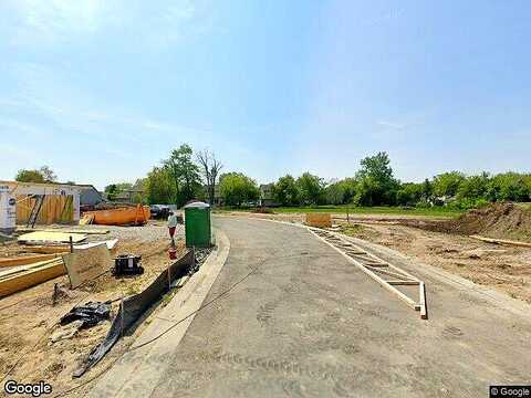 Briarwood Cir, Racine, WI 53402