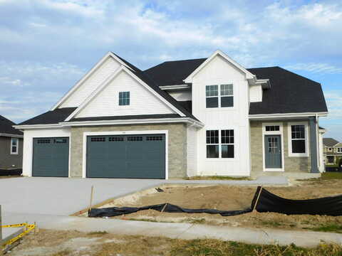 Mullberry Ln, Grafton, WI 53024