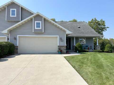Mapleleaf Ct, Manitowoc, WI 54220
