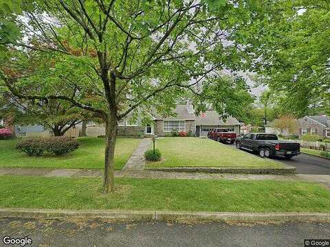 Central, WOODBURY HEIGHTS, NJ 08097
