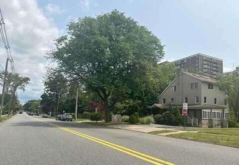 Summit, HACKENSACK, NJ 07601