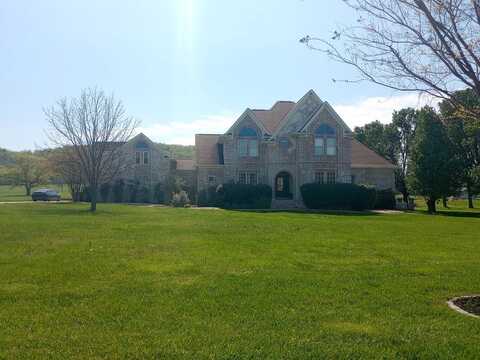 Forrest, SHELBYVILLE, TN 37160