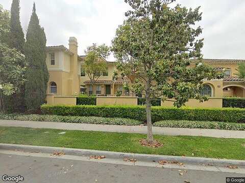 Guinevere, IRVINE, CA 92620