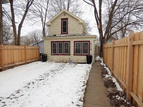 16Th, MINNEAPOLIS, MN 55404