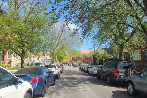 Lowell, CHICAGO, IL 60641