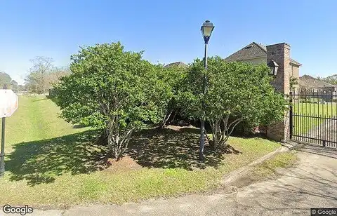 Saint Charles, GONZALES, LA 70737