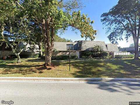 5Th, PALM BEACH GARDENS, FL 33418