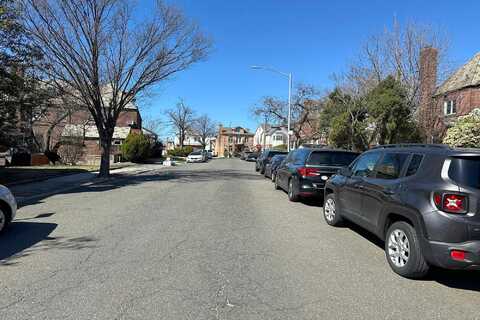 141St, FLUSHING, NY 11367