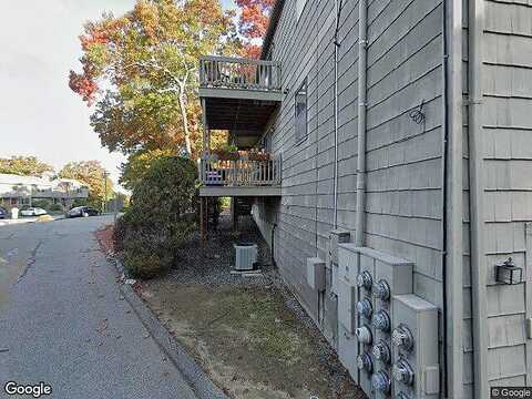 Pinewood, SMITHFIELD, RI 02917