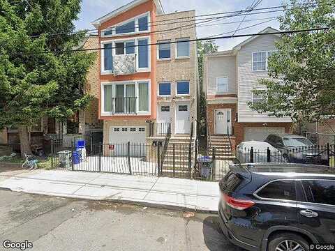 18Th, NEWARK, NJ 07108
