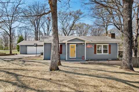1 Bedford LN, Bella Vista, AR 72714