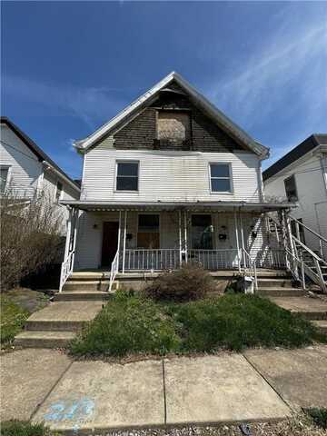 417 Bartram Ave, New Castle, PA 16101
