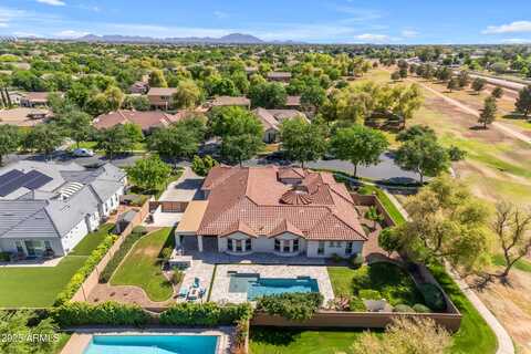 2820 E PAGE Court, Gilbert, AZ 85234