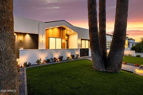 7713 E 3rd Street, Scottsdale, AZ 85251