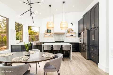 6438 E MONTREAL Place, Scottsdale, AZ 85254