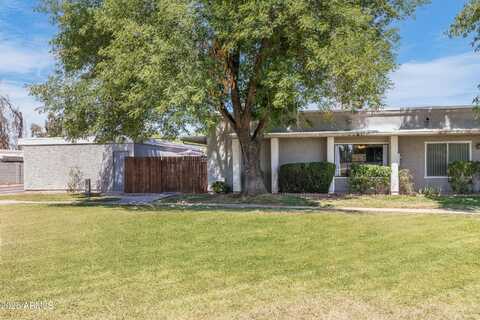 8827 N New World Drive, Glendale, AZ 85302