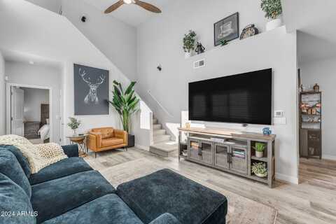 2511 W QUEEN CREEK Road, Chandler, AZ 85248