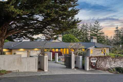 5550 FERNHOFF ROAD, Oakland, CA 94619