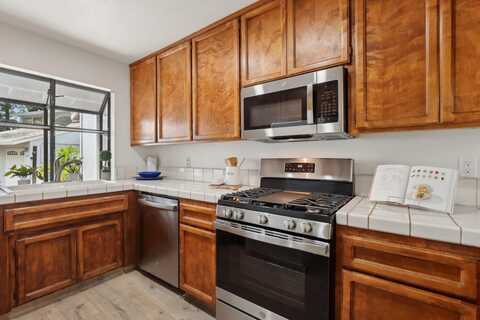 5063 Veranda Terrace, Davis, CA 95618